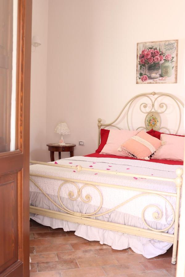 Emy'S Country House Apartment Кастеламаре ди Стабия Екстериор снимка